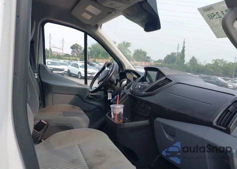 2016 Ford Transit z USA, uszkodzony, nr VIN 1FTYE1ZG1GKB07227